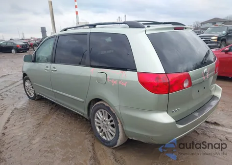 2008 Toyota Sienna Xle z USA, uszkodzony, nr VIN 5TDZK22C48S158760